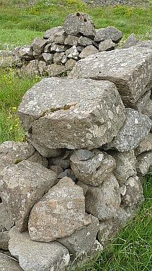 Upclose of the house site stones.